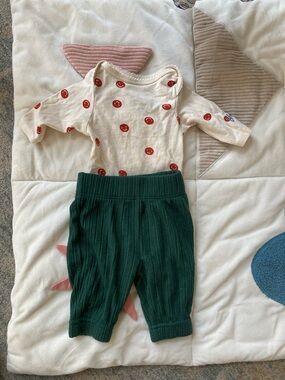 Young Days outfit 0-3 months